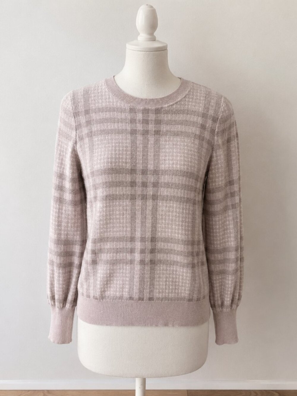 Ann Taylor Pink Plaid Women’s Sweater | Thick Soft Knit | Size Medium